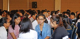 TUHAN LEBIH DULU SETIA