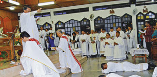 DIPANGGIL MEWARTAKAN KASIH ALLAH