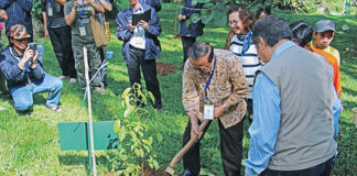 TEMU IMAN DALAM PERTOBATAN EKOLOGI