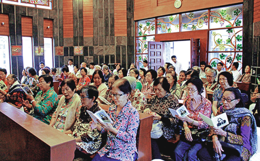 komunitas-janda-dan-lansia-st-monika-majalah-hidup-katolik