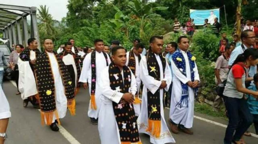 para-imam tahbisan