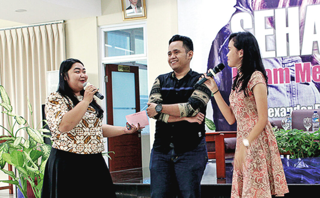 Talkshow Orang muda Katolik Paroki Cempaka Putih majalah hidup katolik