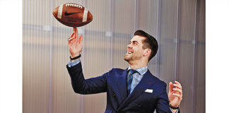 Justin Tucker : Kicker Bersuara Merdu