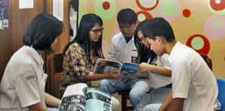 Asah Bakat Menulis Sejak Dini