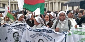 Beato Lucien Botovasoa OFS (1908 – 1947) : Guru Madagaskar Korban Politik