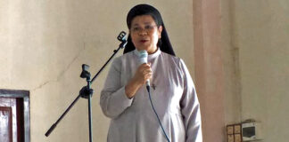 Suster Christina Tandayu DSY : Siap Membantu Suster Muda