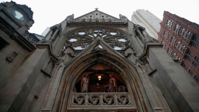 Merinding Lonceng Gereja Chicago Berdentang 5 kali sehari 