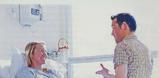 DUA LELAKI YANG MENCINTAI IBU