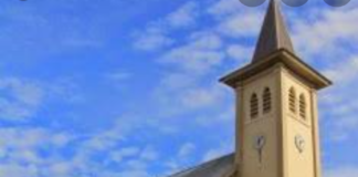 Ada 10 Umat Katolik Luka-luka Karena Ledakan di Depan Gereja Katedral Makassar