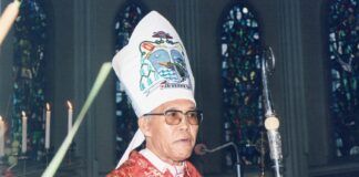 Gereja Indonesia Berduka: Uskup Emeritus Mgr. Michael Cosmas Angkur, OFM Telah Berpulang ke Rumah Bapa