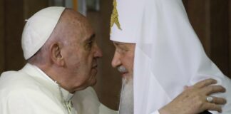 Gereja-Gereja Lokal Menghindari Sikap Moderat Vatikan terhadap Rusia