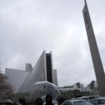 MENGALAMI MINGGU PALMA DI TOKYO