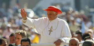 Benediktus XVI, seorang Paus teolog, Terhormat, dan baik