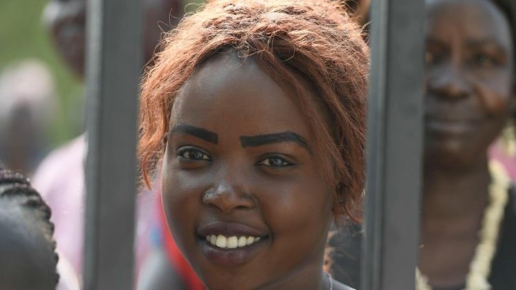 Kehadiran Paus di Sudan Selatan Menandai Momen Unik pada Waktunya; Pakar Sudan Selatan Miklos Gosztonyi Menyoroti Beberapa Aspek Terpenting dari Kunjungan Bersejarah Tersebut