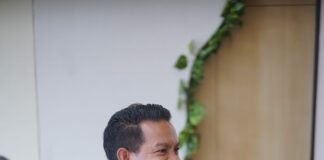 Ketua Komsos Atambua Pastor Ino Nahak Berek: Gunakan Medsos untuk Hal Positif