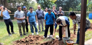 Bangun Gereja di Desa Cikasungka, Pastor Felix Felix Supranto, SS.CC: Bangunan Akan Sederhana