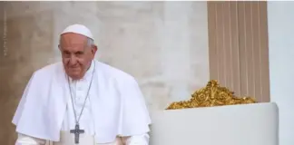 Kardinal Re, Kardinal Tagle, paus, Vatikan Vatikan