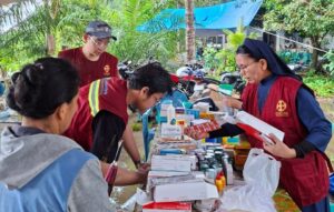 Jaringan Caritas Indonesia membuka layanan kesehatan untuk para penyintas bencana banjir di Sibolga| Dok. Caritas Indonesia
