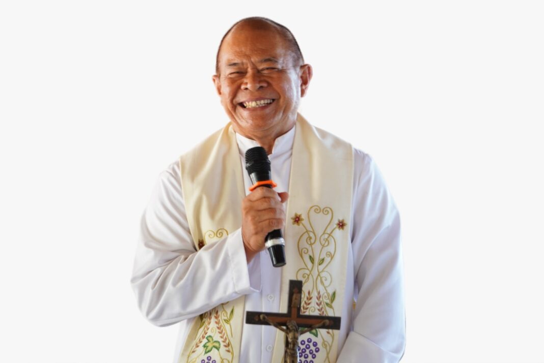 Pastor Herry Purasa, MSC: Hati yang Tetap Menyala di Usia 63