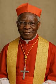 Kardinal Arinze Memberi Peringatan tentang Perubahan Sepihak dalam Liturgi