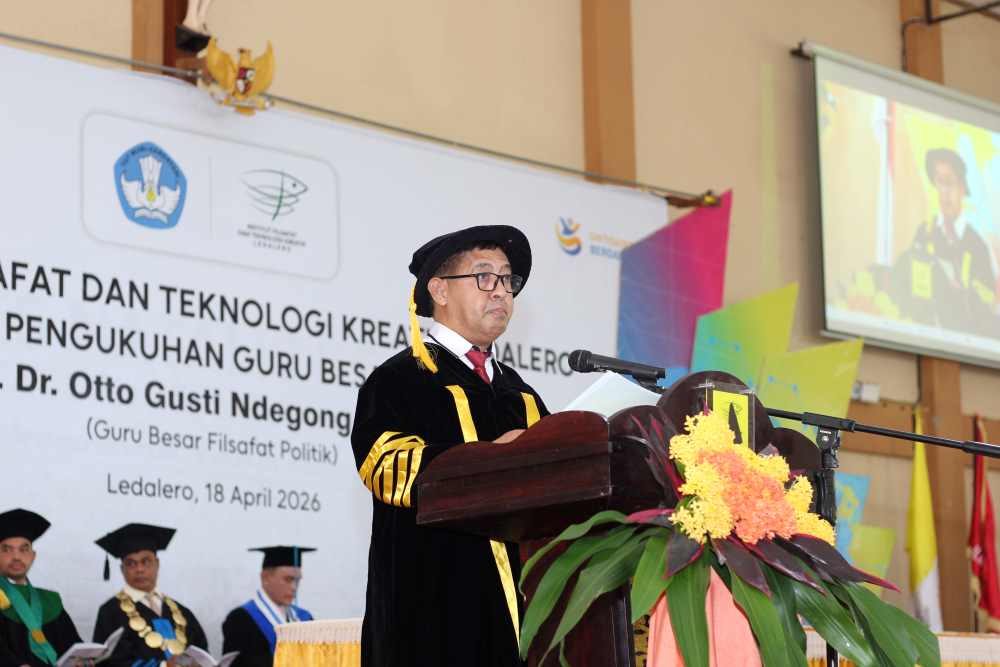 IFTK Ledalero Tambah Satu Profesor Lagi; Otto Gusti Ndegong Madung Dikukuhkan Sebagai Guru Besar Filsafat Politik