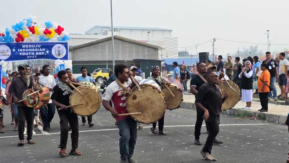 Semarak Pra-IYD 2026: Ratusan OMK Padati Kota Sorong dengan Defile Budaya dan Semangat Kebersamaan